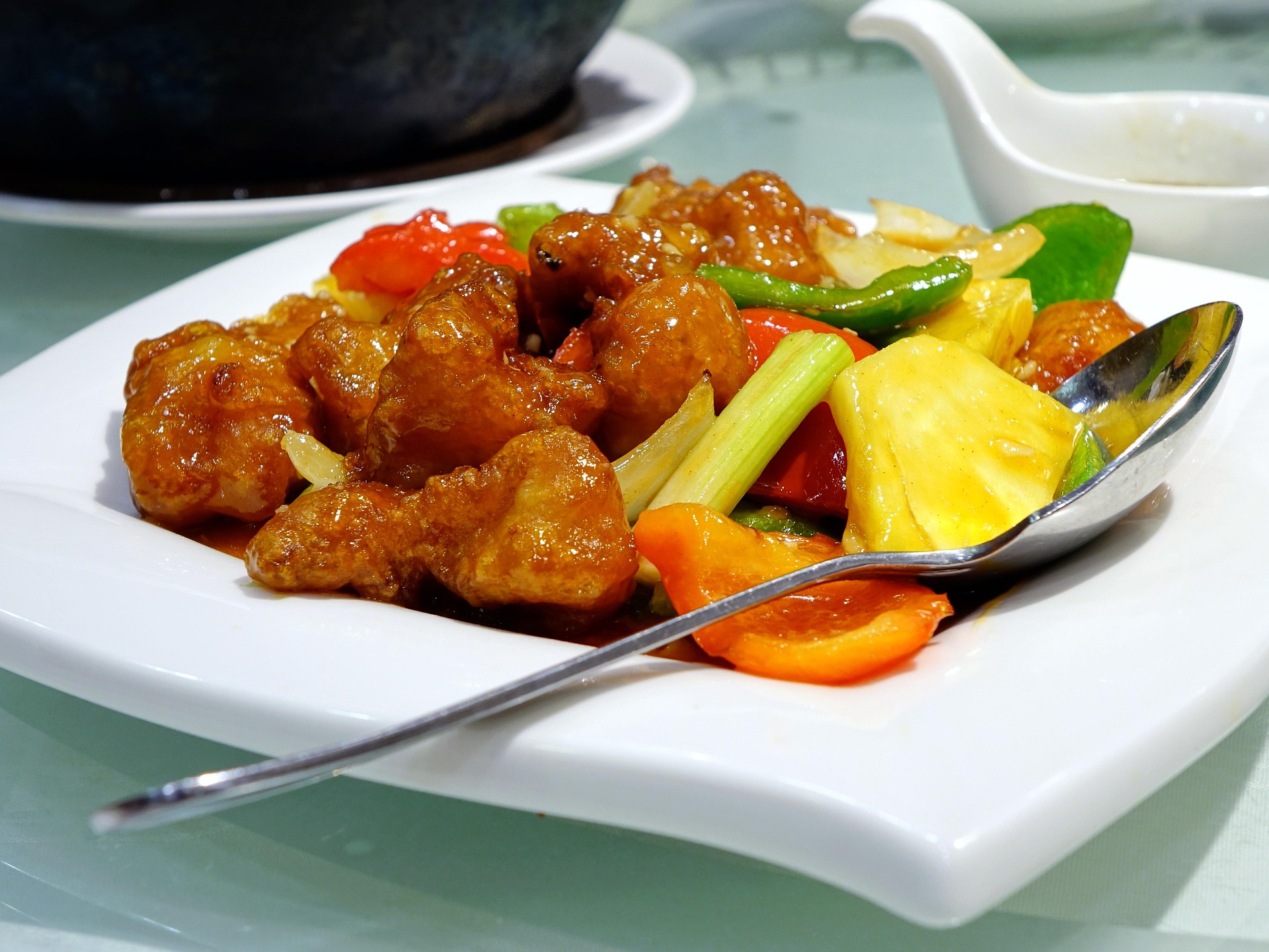Hähnchen süß-sauer mit Reis