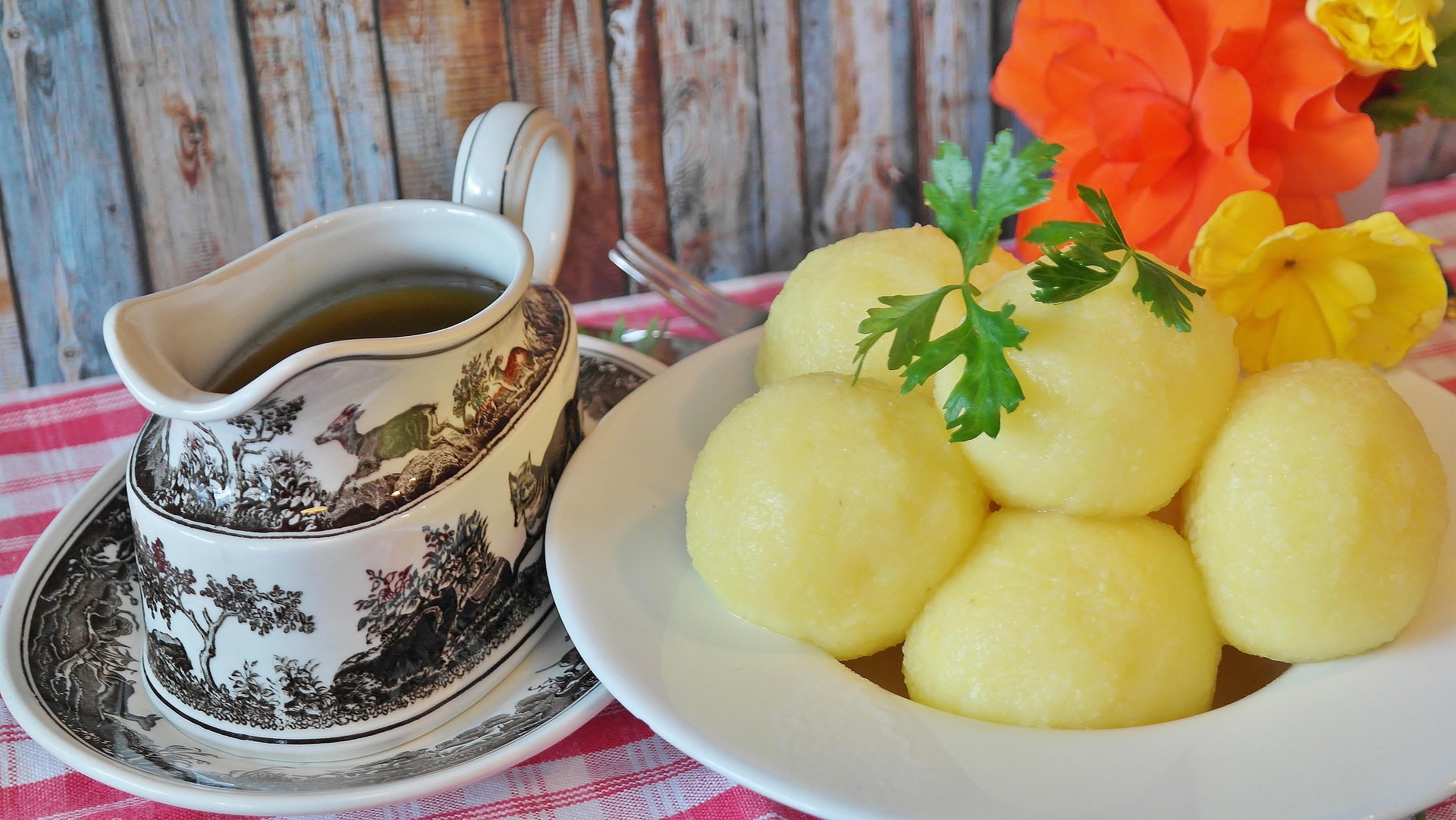 Kartoffelknödel halb und halb