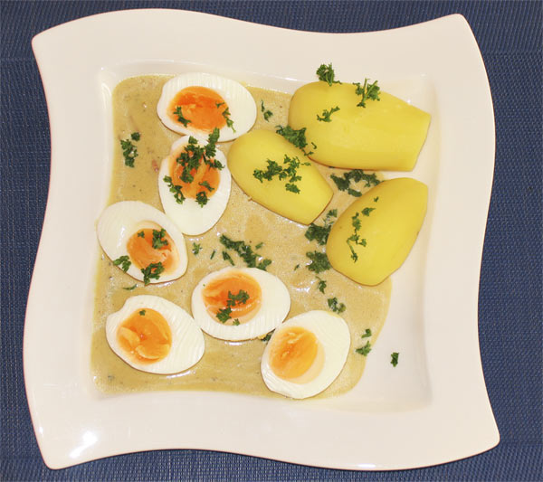 Eier in Senfsoße mit Salzkartoffeln Rezept | Kostenlose-Rezepte.eu